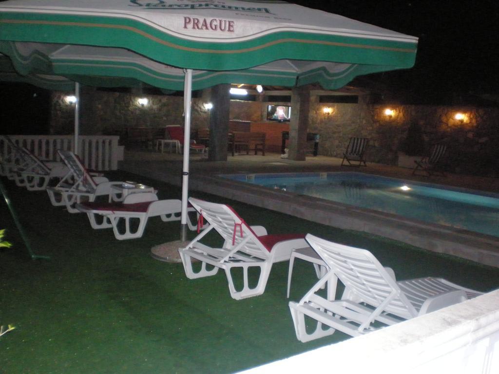 Apartments Vila Lazarevic Tivat Extérieur photo