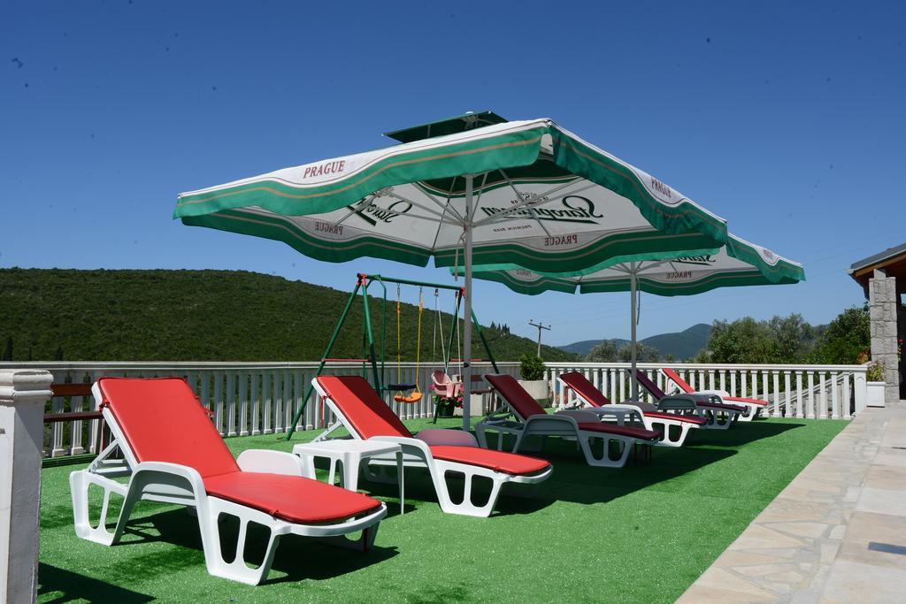 Apartments Vila Lazarevic Tivat Extérieur photo