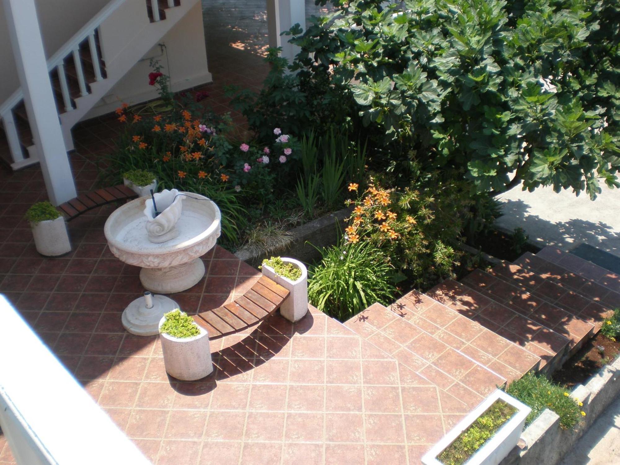 Apartments Vila Lazarevic Tivat Extérieur photo