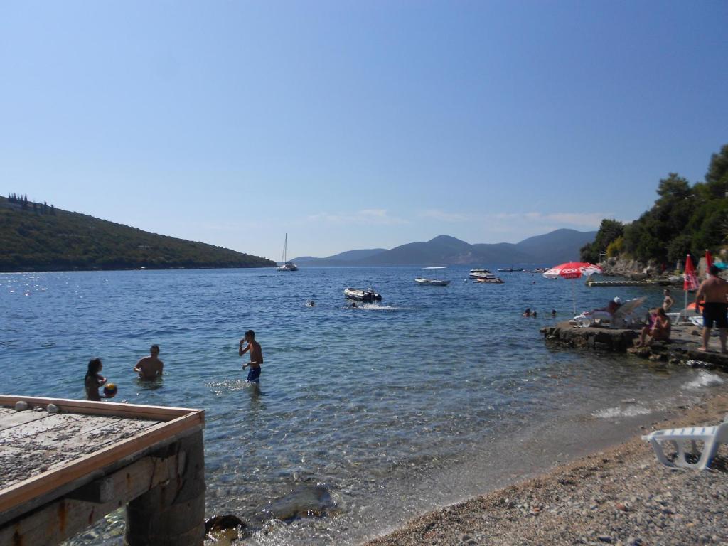 Apartments Vila Lazarevic Tivat Extérieur photo